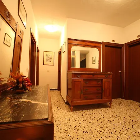 Отель Ristorante Il Poggiolo