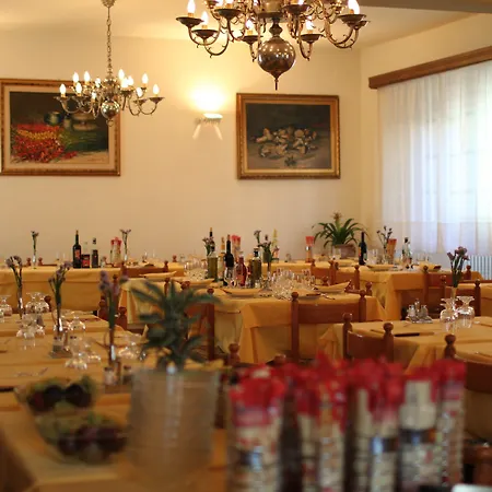 Otel Ristorante Il Poggiolo