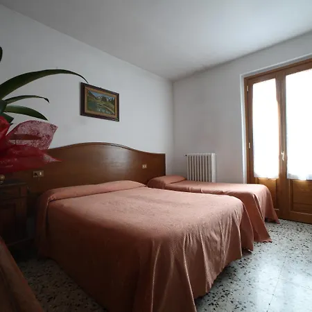 Отель Ristorante Il Poggiolo