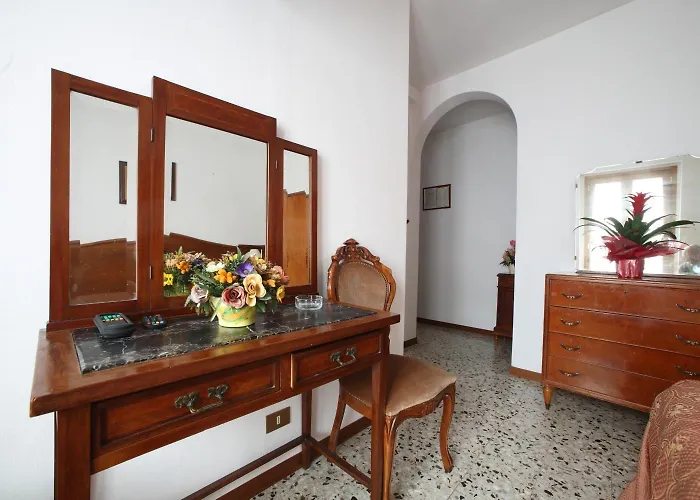 Otel Ristorante Il Poggiolo *